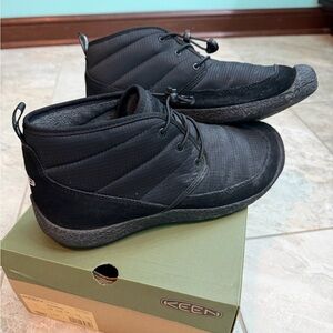 KEEN Men's Black Howser II Chukka Boots Size 10.5